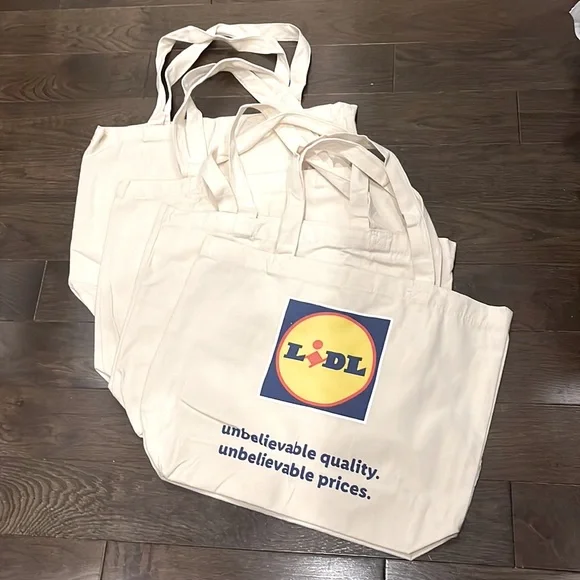 Outfit Lidl Vuitton Tasche ?️ X Virginia Souvenir CANVAS Totes